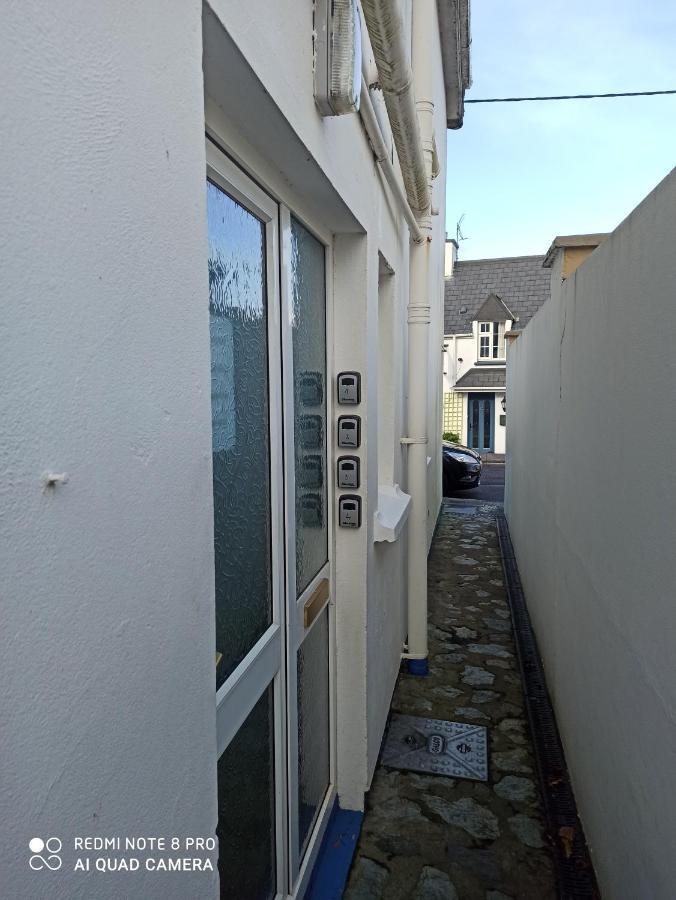 The Ferry Boat Hotel Portmagee Exterior photo