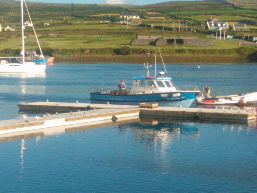 The Ferry Boat Hotel Portmagee Exterior photo