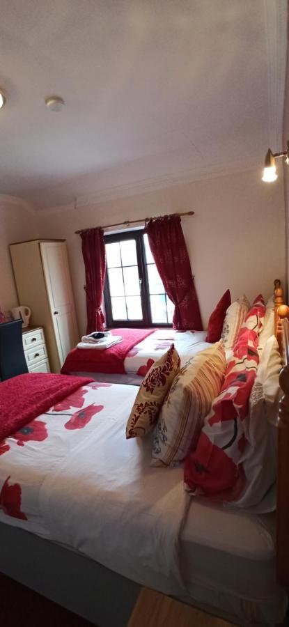 The Ferry Boat Hotel Portmagee Exterior photo