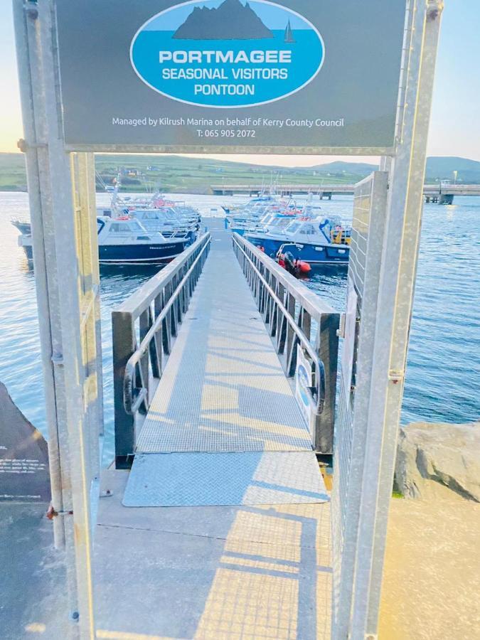 The Ferry Boat Hotel Portmagee Exterior photo